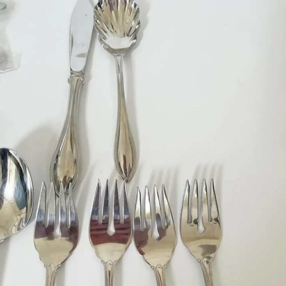Oneida Arbor American Harmony Set of‎ 17 PCS Stainless Steel Flatware